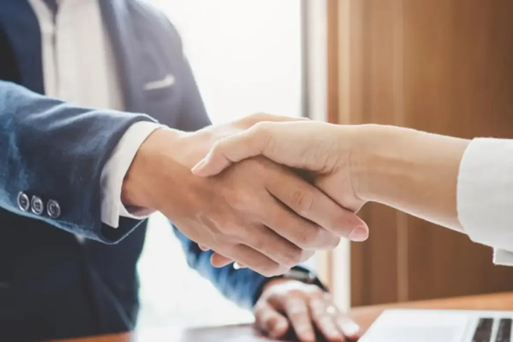 When is the Best Time to Put Your Home on the Market in the UK?